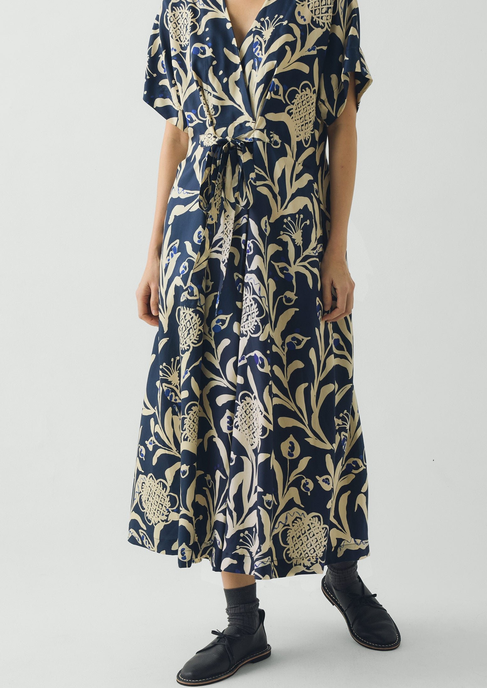 Crockery Print Dress | Smalt - Image 4